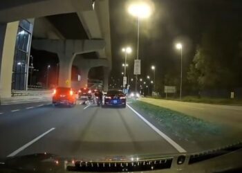 TANGKAP layar menunjukkan penunggang basikal dilanggar motosikal di Serdang.