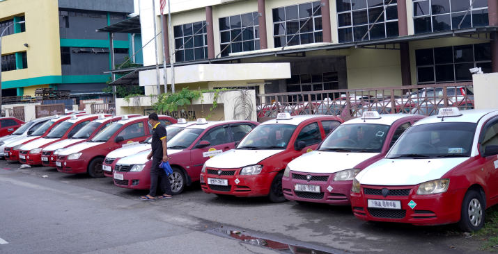 Industri teksi tenat, hanya 40,000 pemandu masih beroperasi