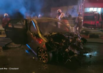 KEADAAN kereta yang terbakar menyebabkan dua maut dalam kemalangan di Lebuhraya Sultanah Bahiyah, Alor Setar, Kedah, hari ini.