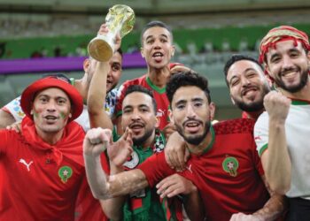 BADAN bola sepak Maghribi memberi 13,000 tiket percuma kepada penyokong negara itu untuk aksi separuh akhir Piala Dunia 2022 menentang Perancis di Stadium Al Bayt, awal esok.