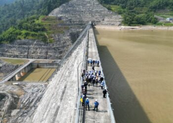 SESI lawatan ke Stesen Janakuasa TNB Ulu Jelai di Cameron Highlands,  Pahang. -  UTUSAN/SALEHUDIN MAT RASAD