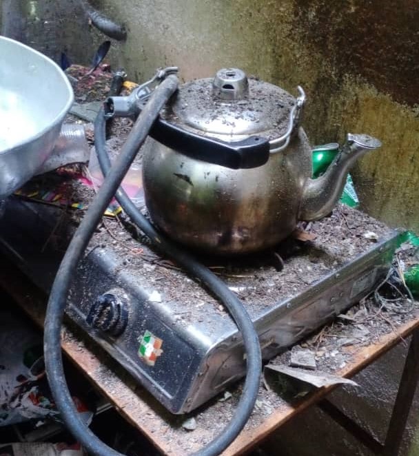 Tong gas memasak meletup, suami isteri nyaris maut - Utusan Malaysia
