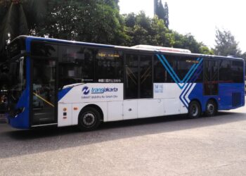 MANGSA maut digilis bas TransJakarta.-AGENSI