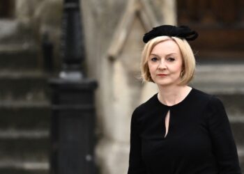 LIZ TRUSS