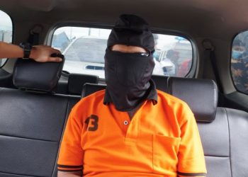 ZULKARNAEN yang disyaki dalang pengemboman Bali pada 2002 ditahan Densus 88 pada Disember tahun lalu. - AFP