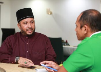 Ketua Pegawai Operasi GISB Holdings, Datuk Lokman Hakim Pfordten bercakap pada sesi wawancara bersama Mingguan Malaysia di Ikhwan Delight, Sungai Penchala, Kuala Lumpur, baru-baru ini. MINGGUAN/AFIQ RAZALI