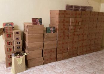 Batalion 5 Pasukan Gerakan Am (PGA) merampas sejumlah 2,390 karton rokok seludup dan sebuah Proton Wira yang dianggarkan bernilai RM460,000 di Taman Mega Simpang Renggam, semalam.