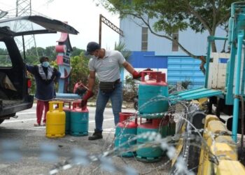 Johor mengumumkan operasi edar gas memasak dan kedai keranda dibenarkan semasa PKP 3.0.