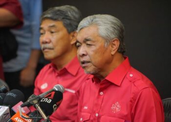 ROS akan bertemu wakil UMNO minggu depan bagi membincangkan soal berkaitan usul tambahan dua jawatan tertinggi tidak dipertandingkan.